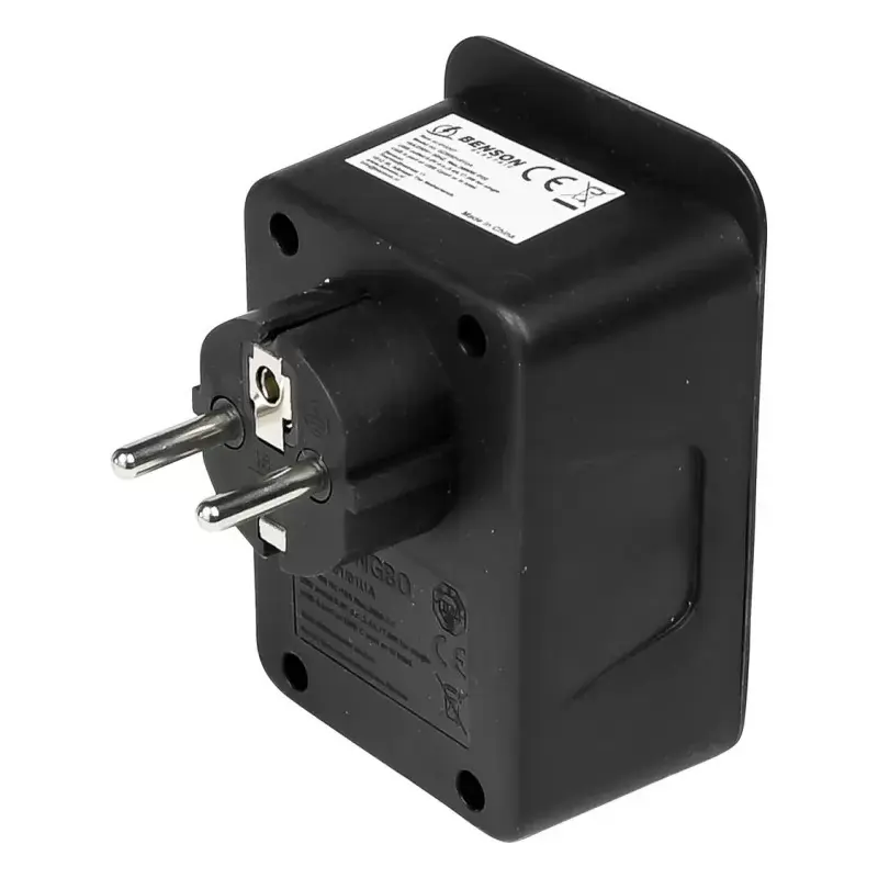 adaptador-enchufe-schuko-negro-2-x-usb-a-2-x-usb-typec.5.webp